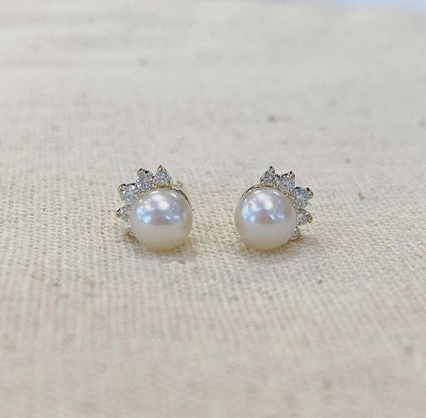 pearl and diamond stud earrings