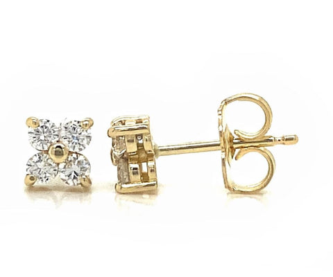 diamond stud earrings in yellow gold