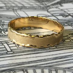 Burnside ring in 18ct yellow gold by Gary Barnes