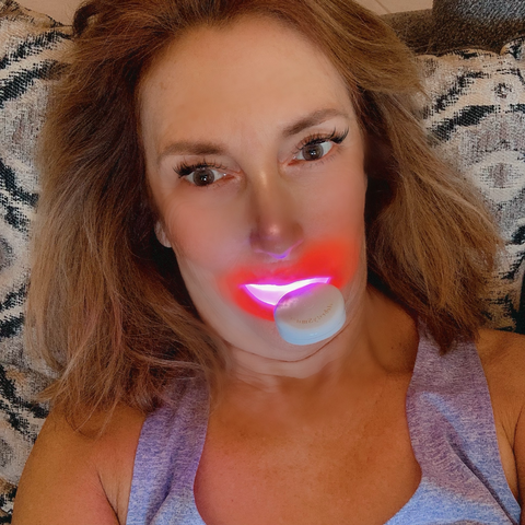 LED RED LIGHTS REDUCE INFLAMMATION AND HEAL. RED LED Lights can heal inflammation of gums.