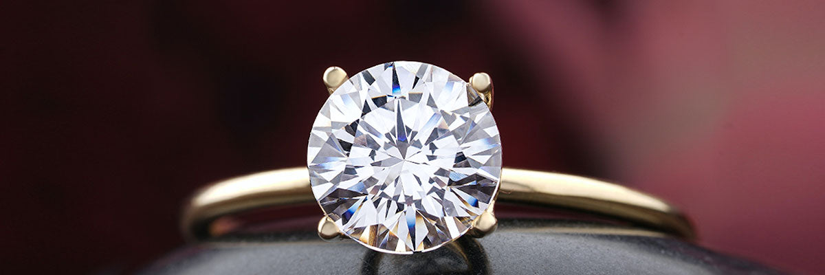 Know about the 4 Cs of Diamond Engagement Ring