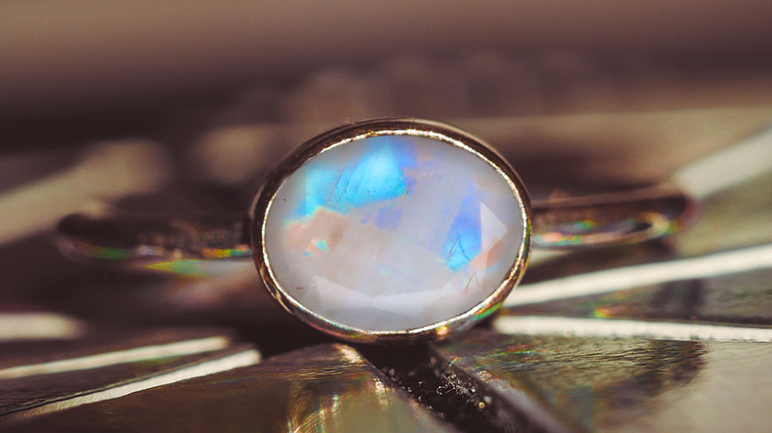 Variety and Origin of Moonstone