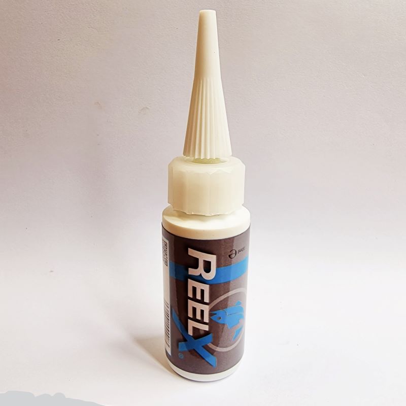 Penn Reel Lube Oil 2.5 Blue and White Metal Tube