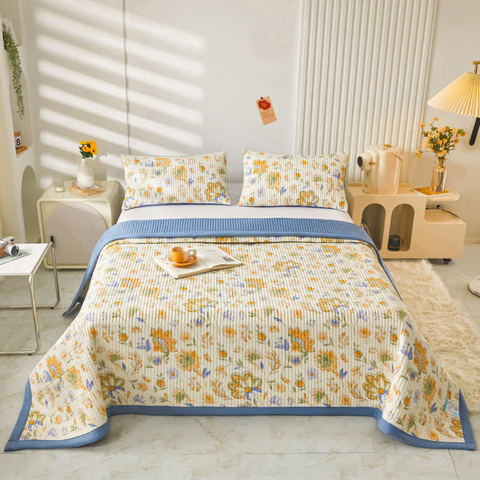 Flower & Leaf Print Breathable Coverlet Blanket