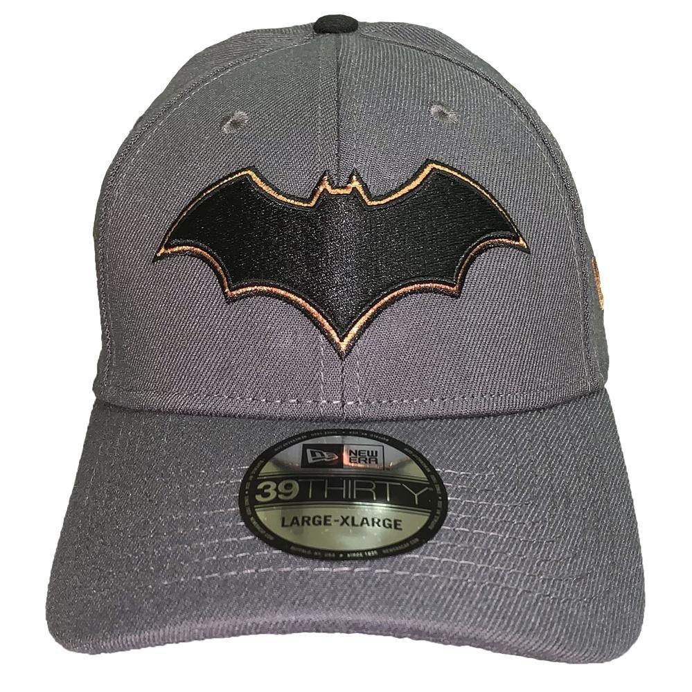 New Era 39THIRTY Fitted Hat DC Comics Batman Rebirth Logo 80th Size M/ –  Fundom