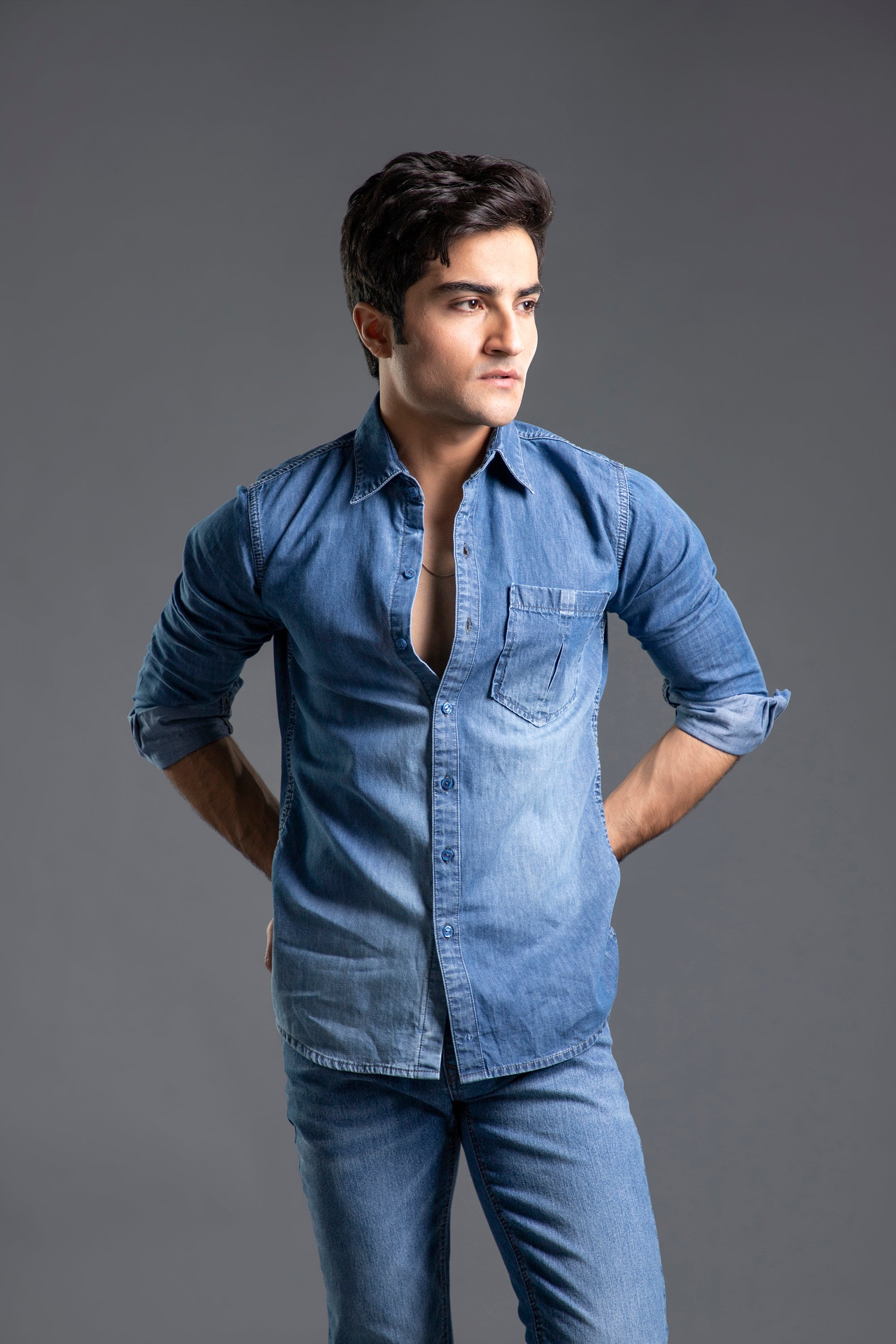 Buy online Blue Solid Casual Shirt from shirts for Men by Raa Jeans for  ₹859 at 57% off | 2024 Limeroad.com