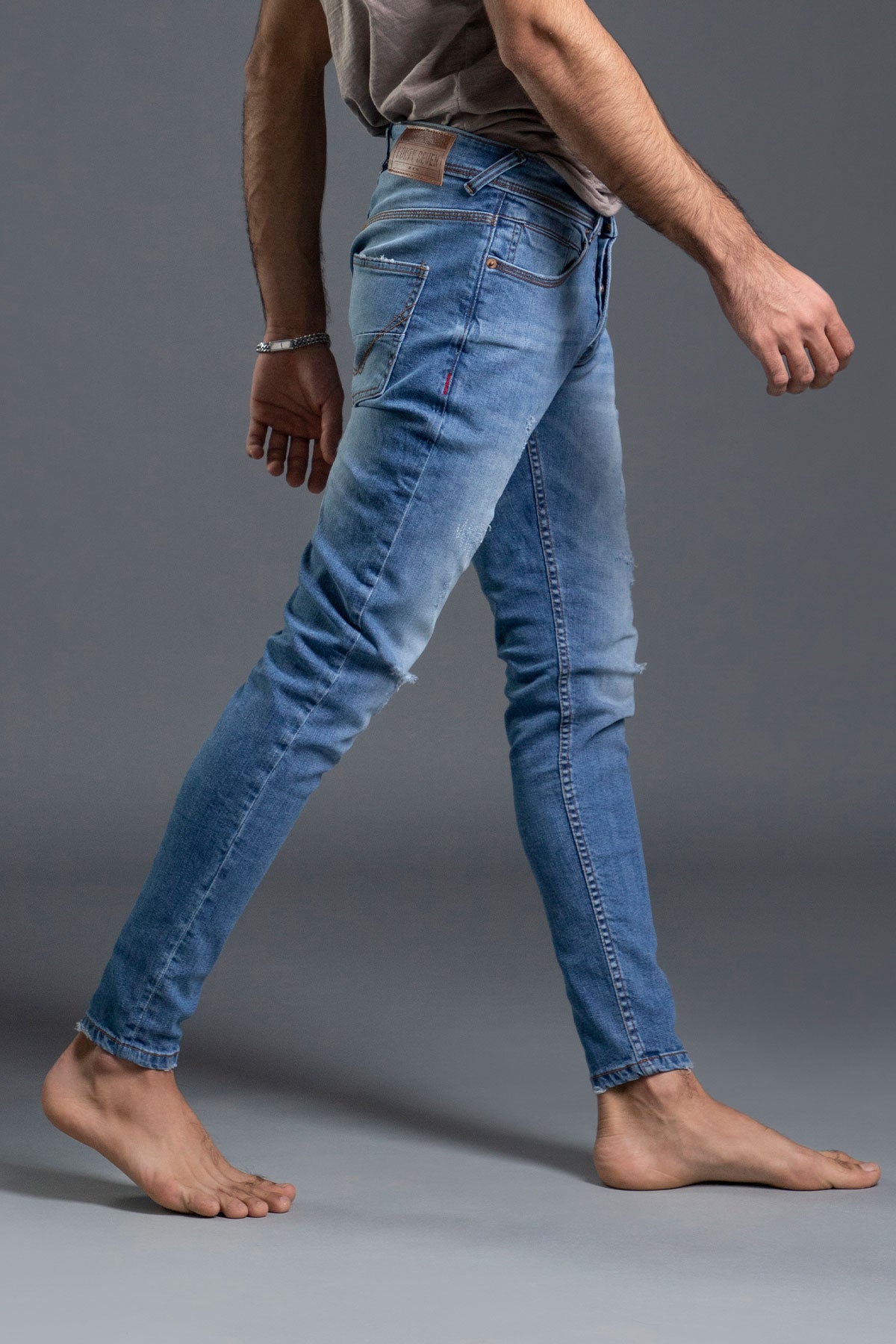 Buy the Best Men's Denim Jeans in Pakistan Online - 1947 Denim Co