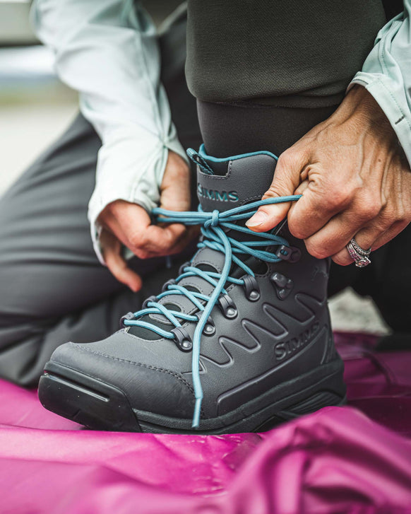 Simms Flats Sneaker - 9.5 Boulder