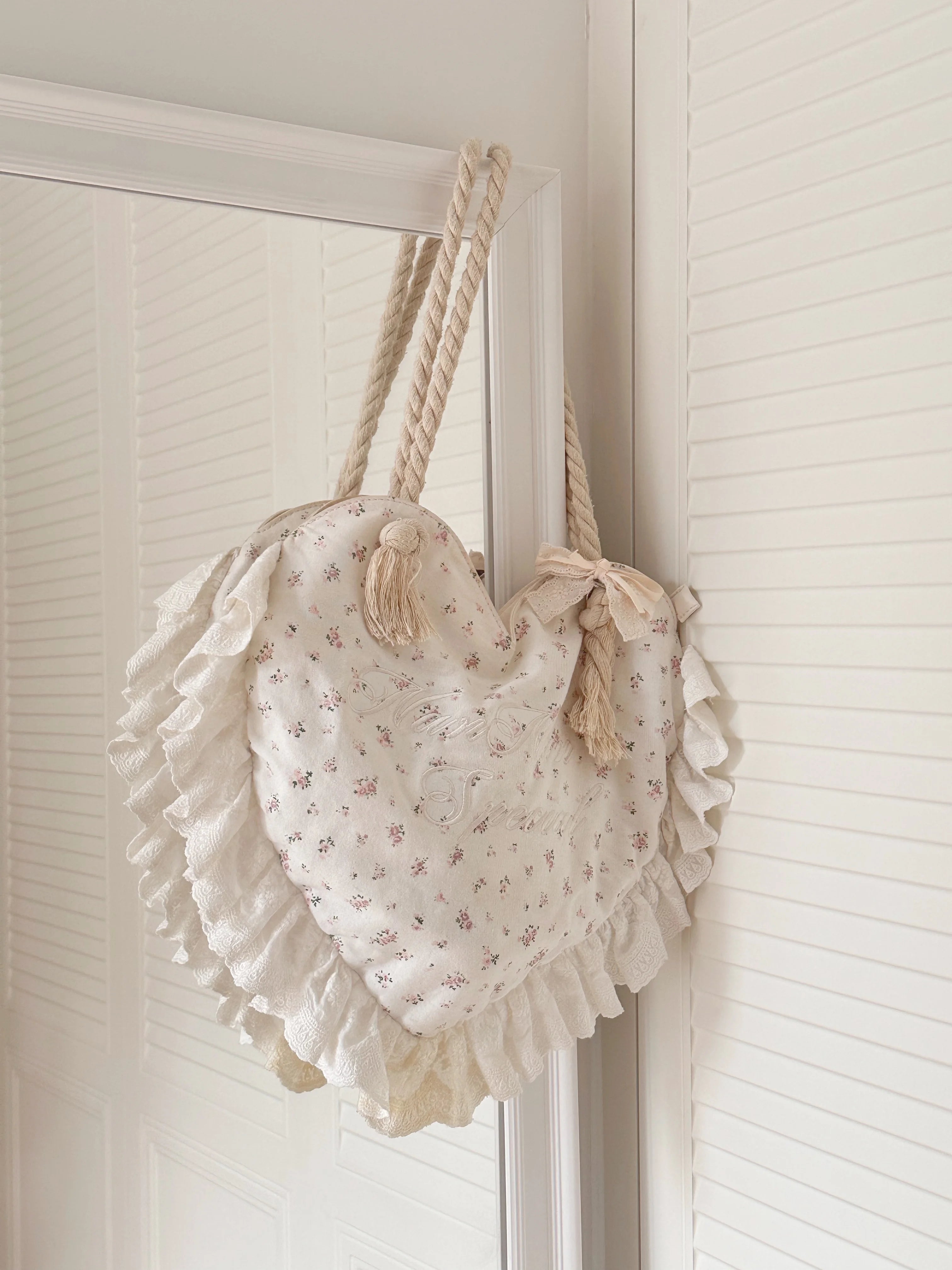 TAVIMART  -  Sweet Floral Fabric Love Pillow Bag For Women, Pure Cotton Lace Border Countryside Lolita Original Design Shoulder Bag