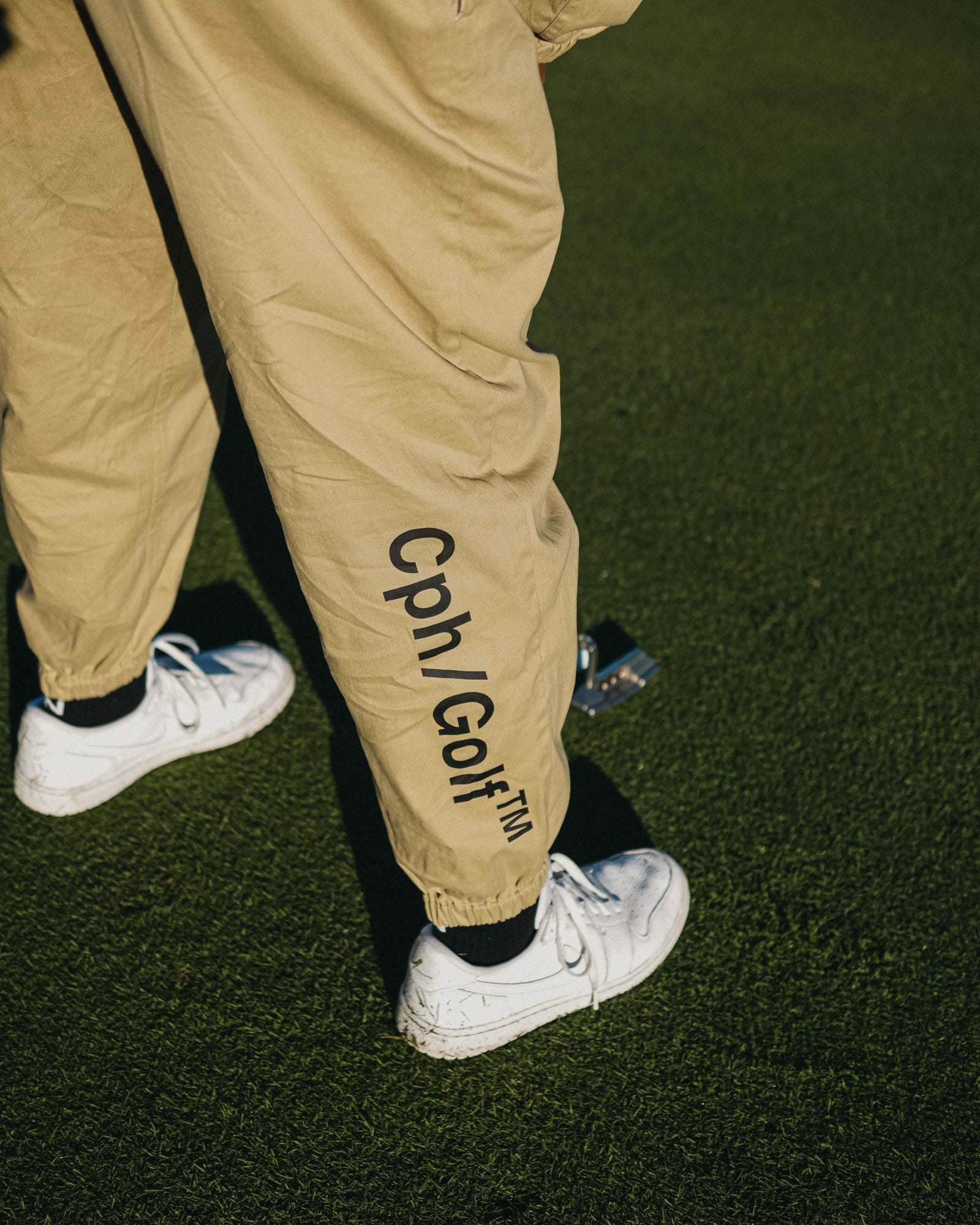 cph GOLF P05 #CTN TRACK PANTS - BEIGE - | www.minimalistgolfswing.com