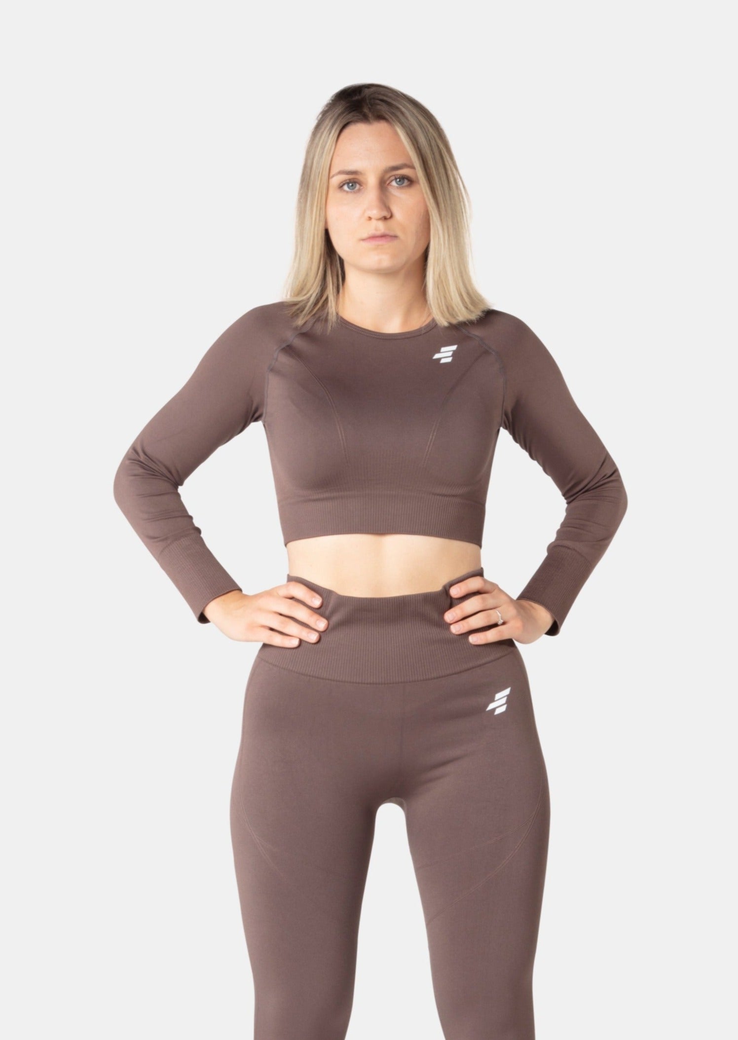 Adapt-Core® Cropped Long Sleeve - Coffee