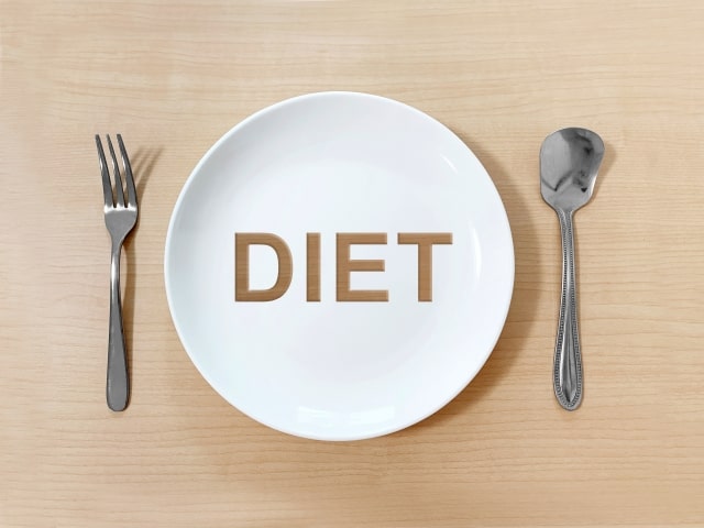 筋トレやダイエットと食事の関係のイメージ