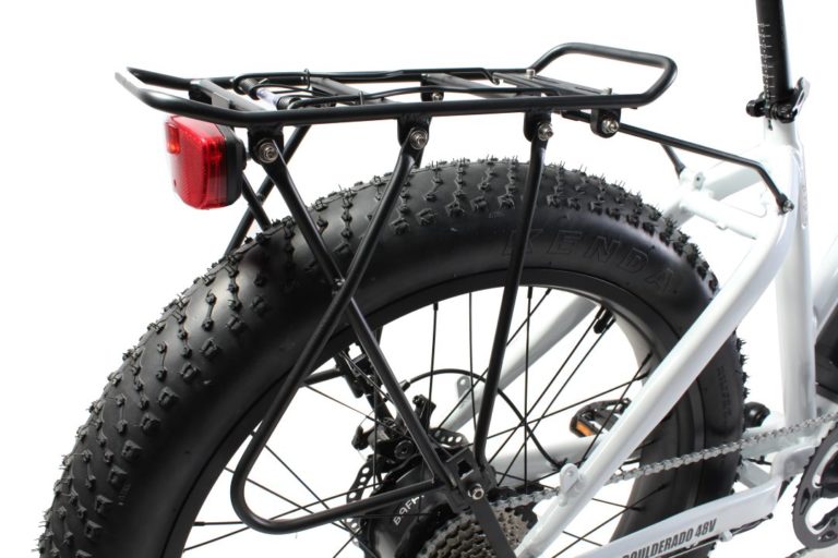 Sturdy rear luggage rack