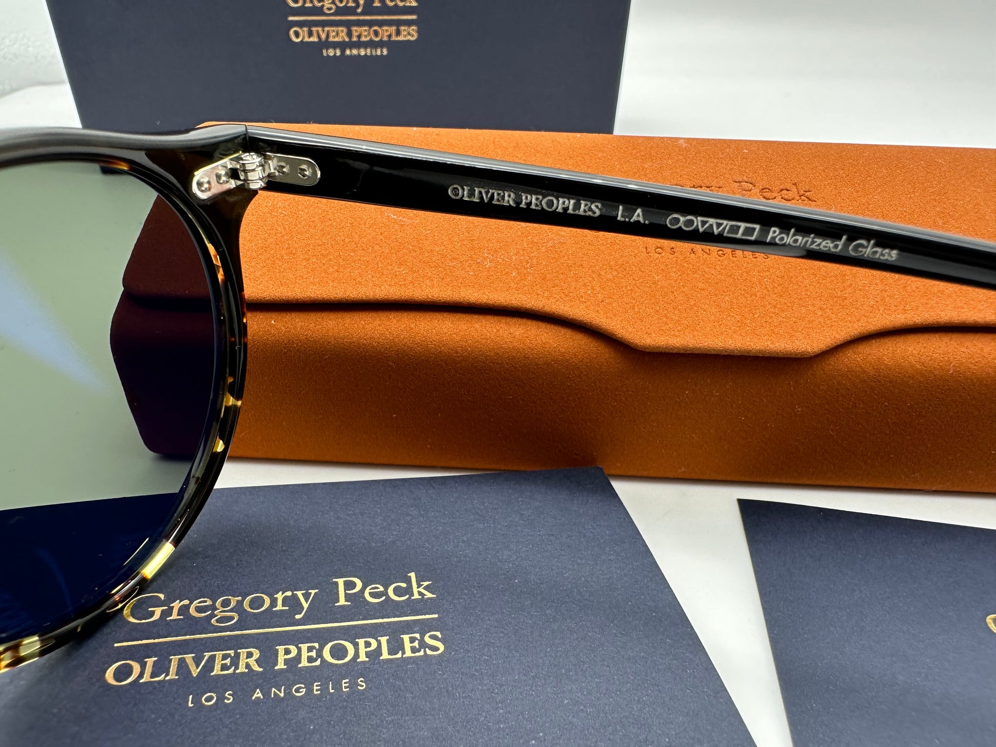 Oliver Peoples Gregory Peck Sun OV5217S 1178P1 50mm Black-DTBK Gradien –  Shade Review Store