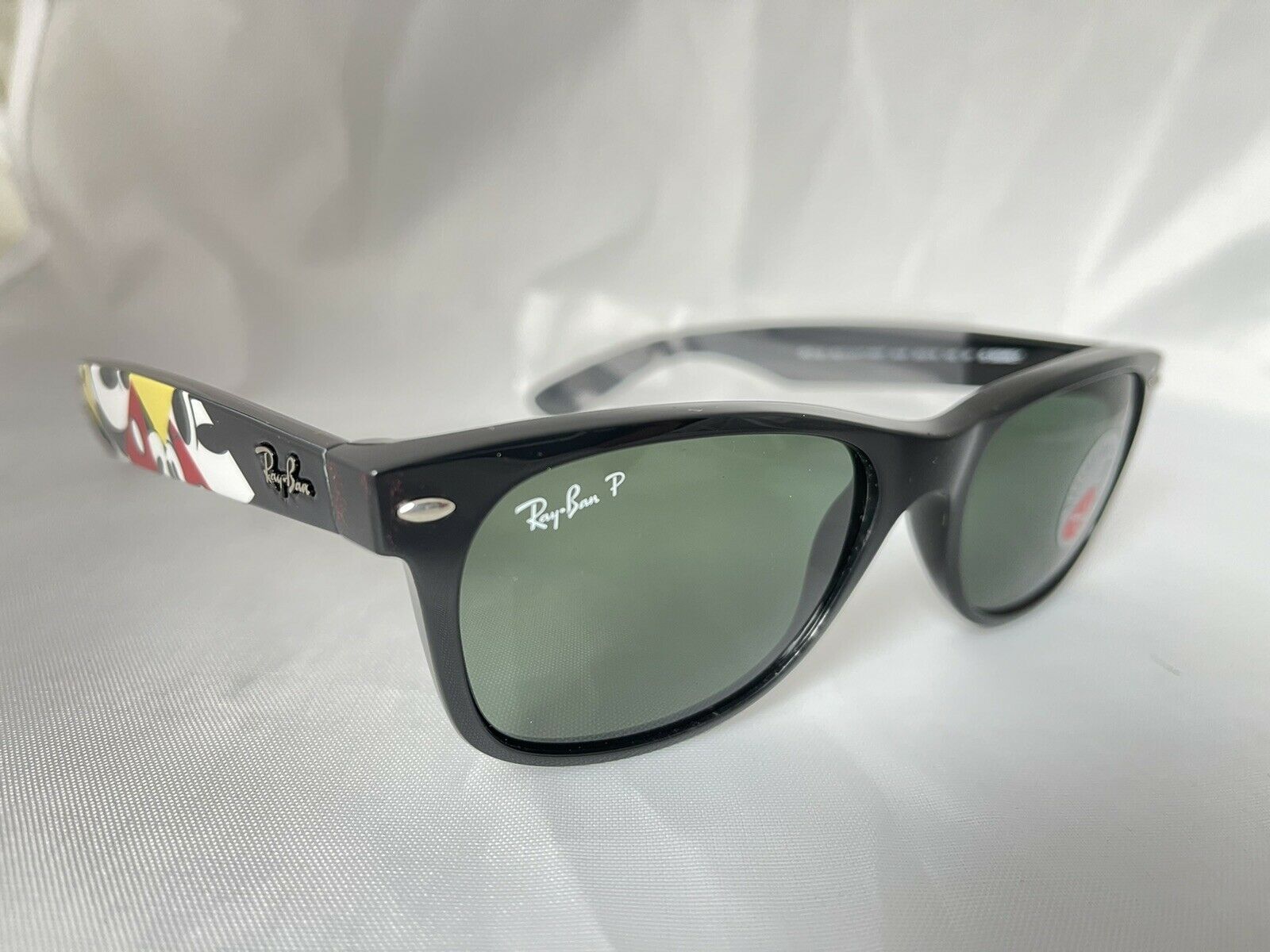 ray ban wayfarer disney