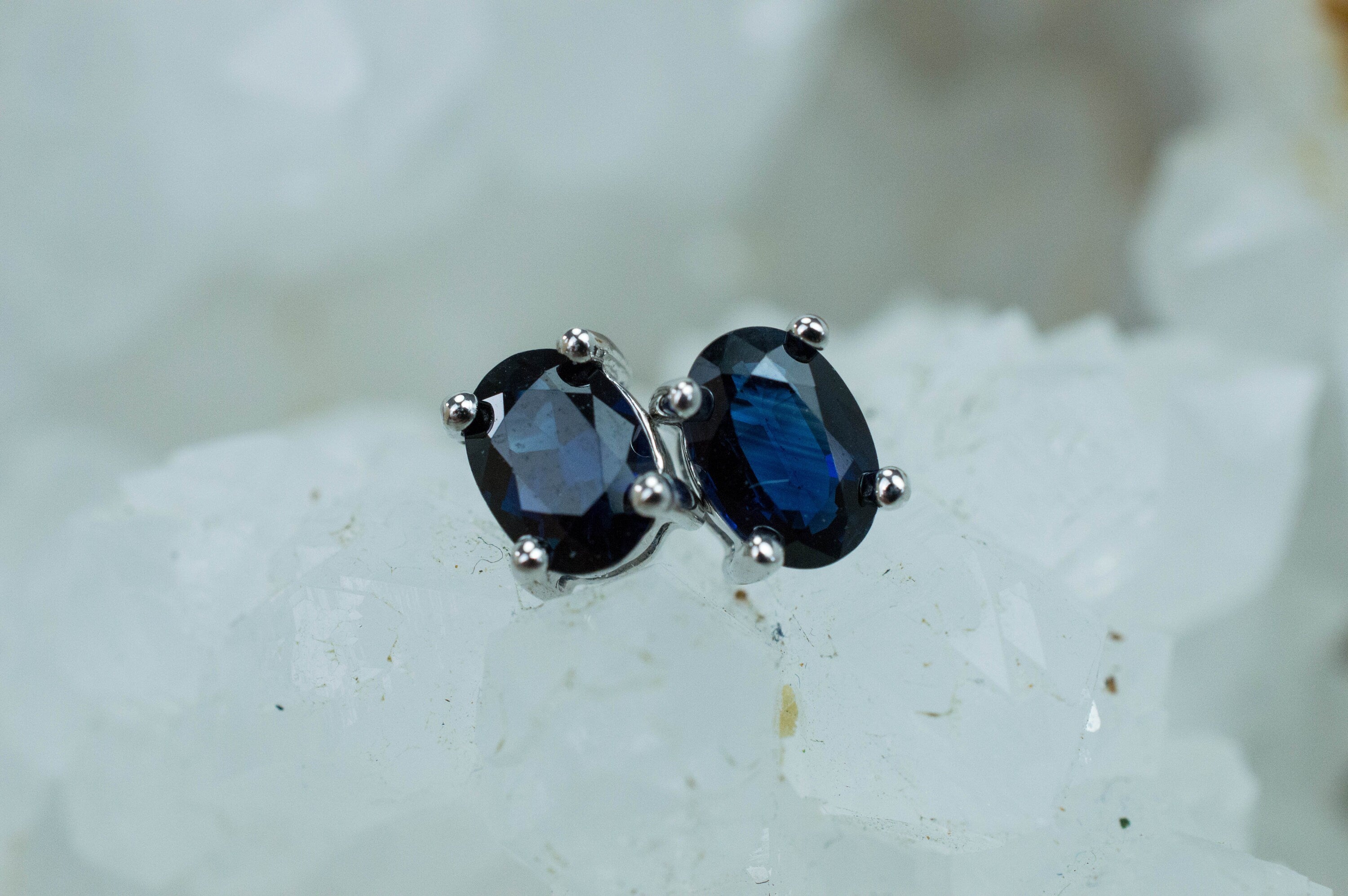 Australian BLUE SAPPHIRE Tiny Sterling Silver Disk Stud Earrings