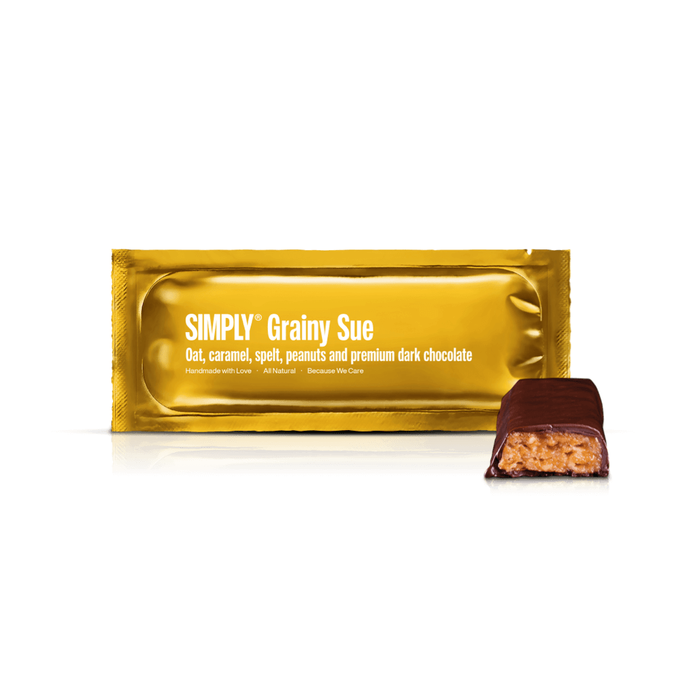 Se Grainy Sue | Havre, spelt, peanuts, karamel og mørk chokolade hos Simply Chocolate