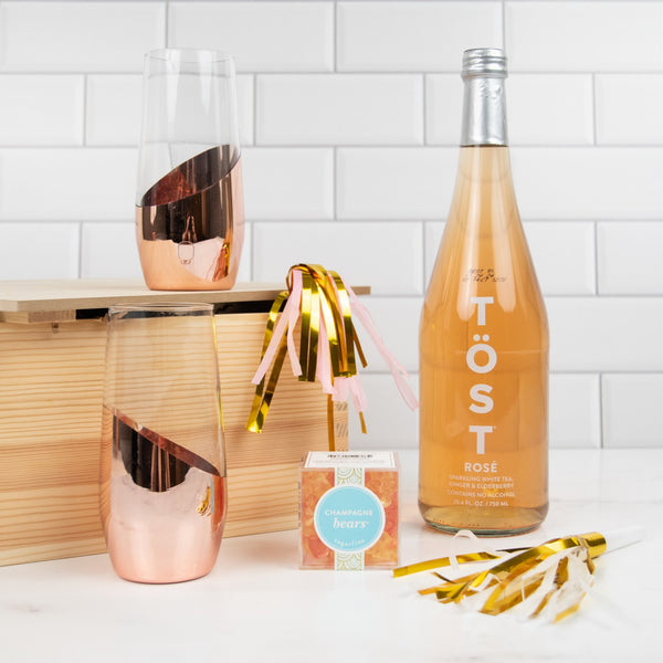 23 Best Happy Hour Cocktail Kits & Gifts [Boozy Fun]