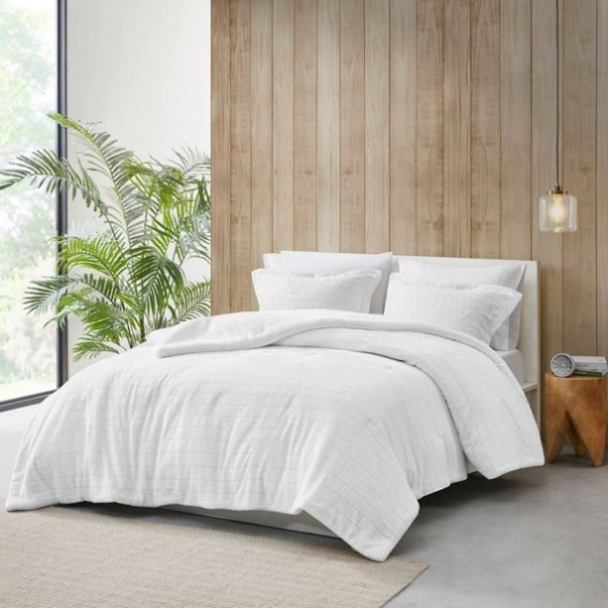 ZUN King/Cal King Plush to Sherpa Comforter Set B035100015