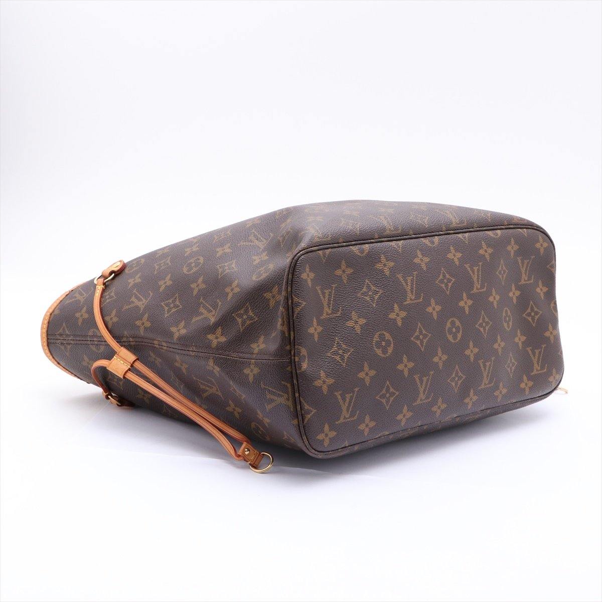 Win a Louis Vuitton Neverfull MM Bag - POSHONE