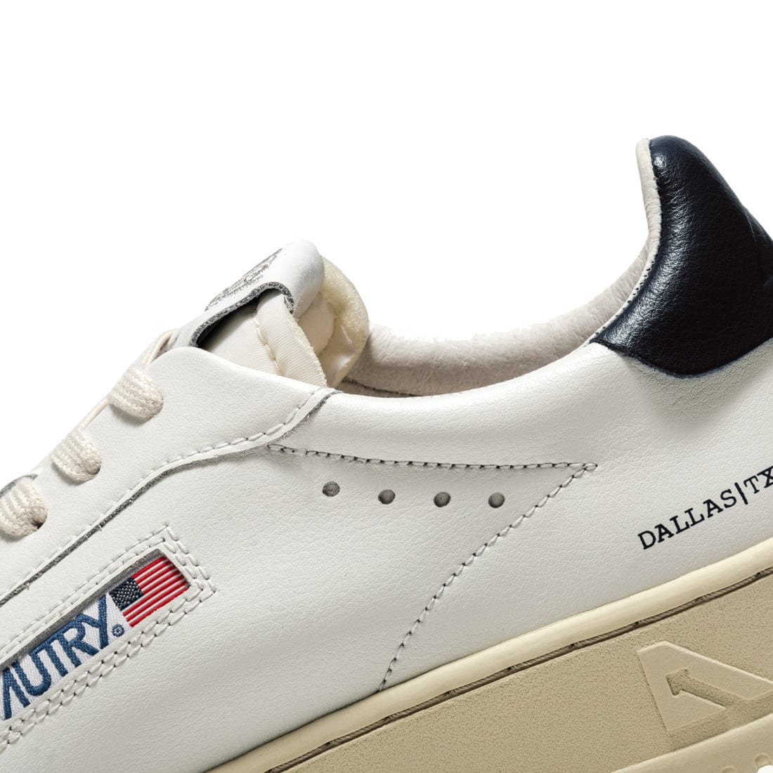 Autry Dallas Low Trainers White / Space