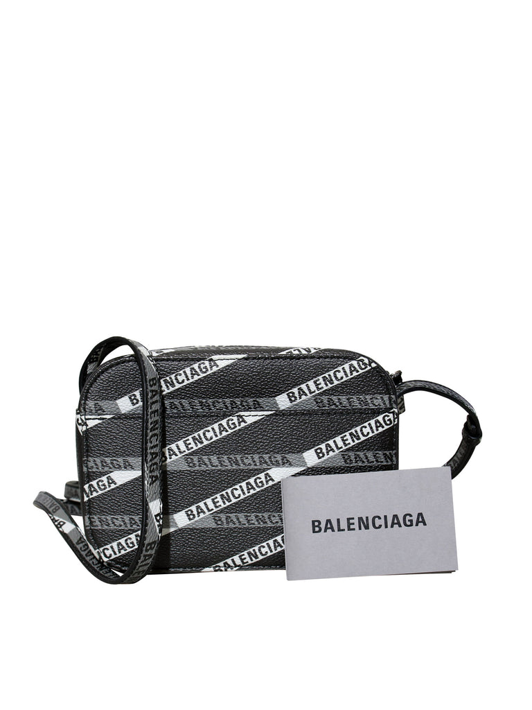 Balenciaga Everyday Camera Bag Leather Small Black 1728801