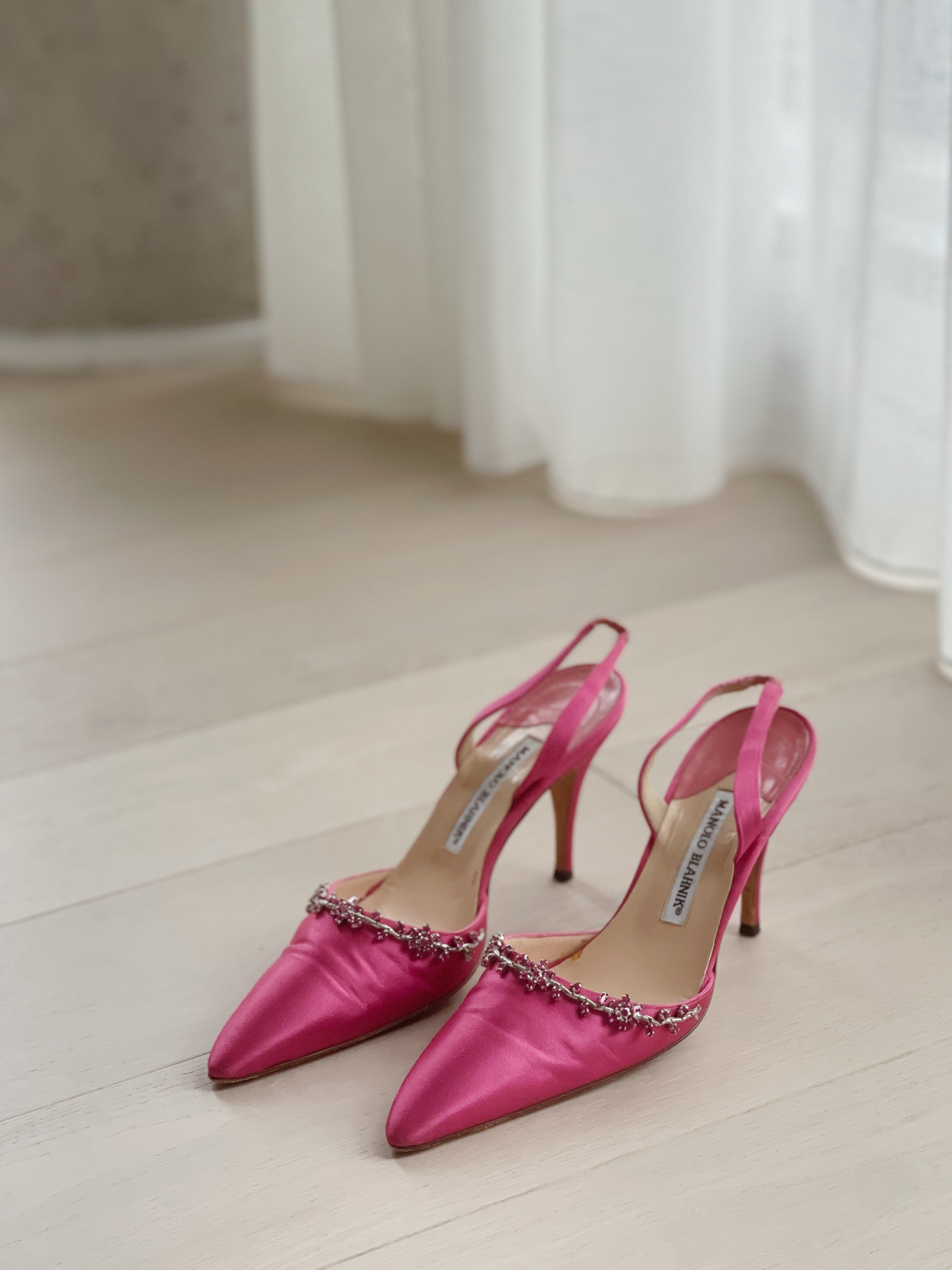 Vintage Embellished Satin Slingback Pumps – Sabrina's Closet