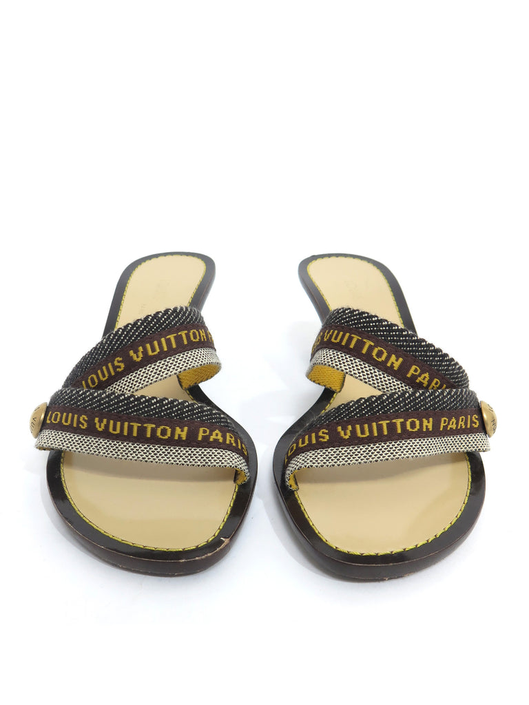 Pre-owned Louis Vuitton Canvas Slide Sandals – Sabrina&#39;s Closet