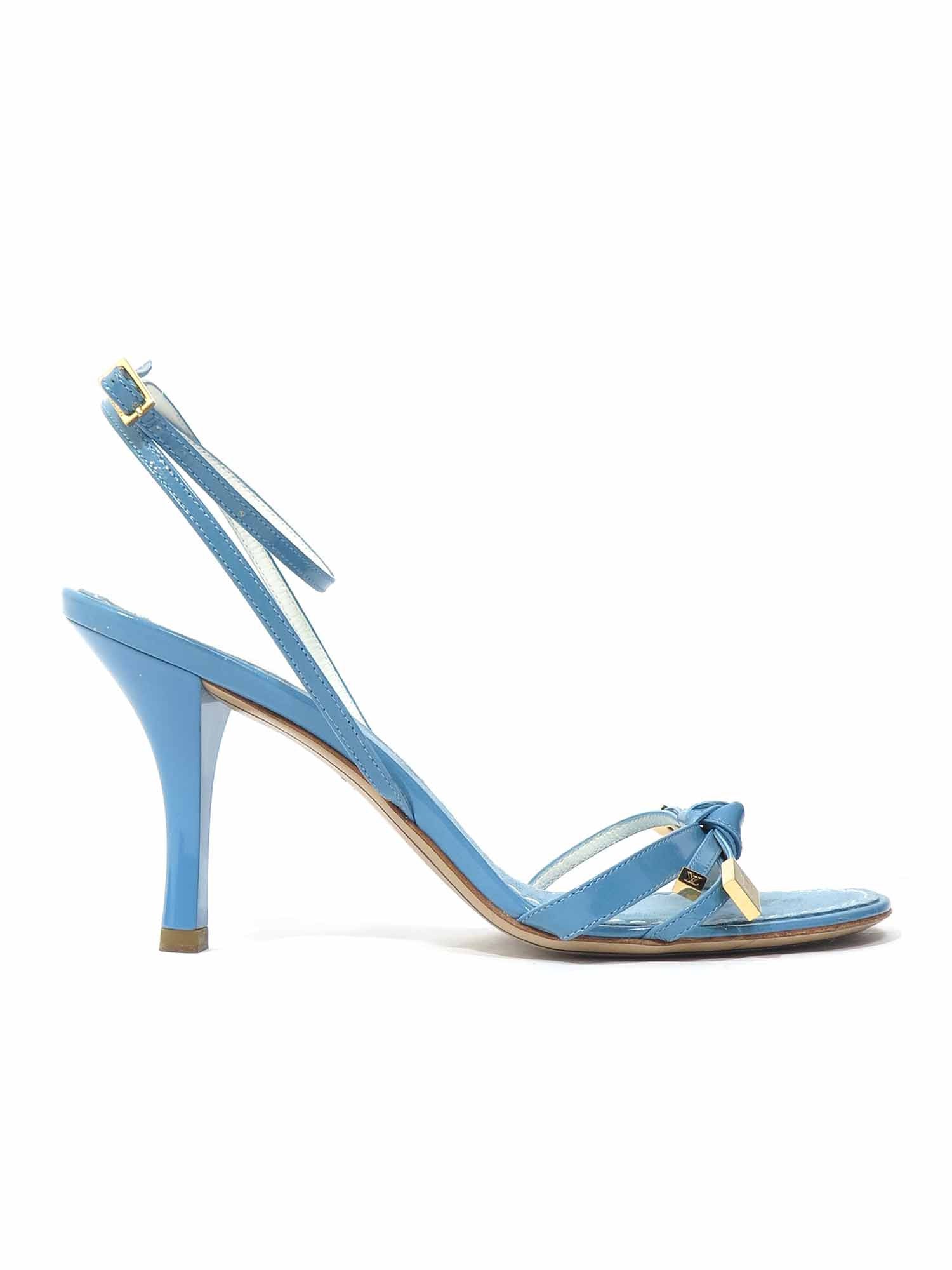 Shop Louis Vuitton Strappy Leather Bow Sandals – Sabrina's Closet