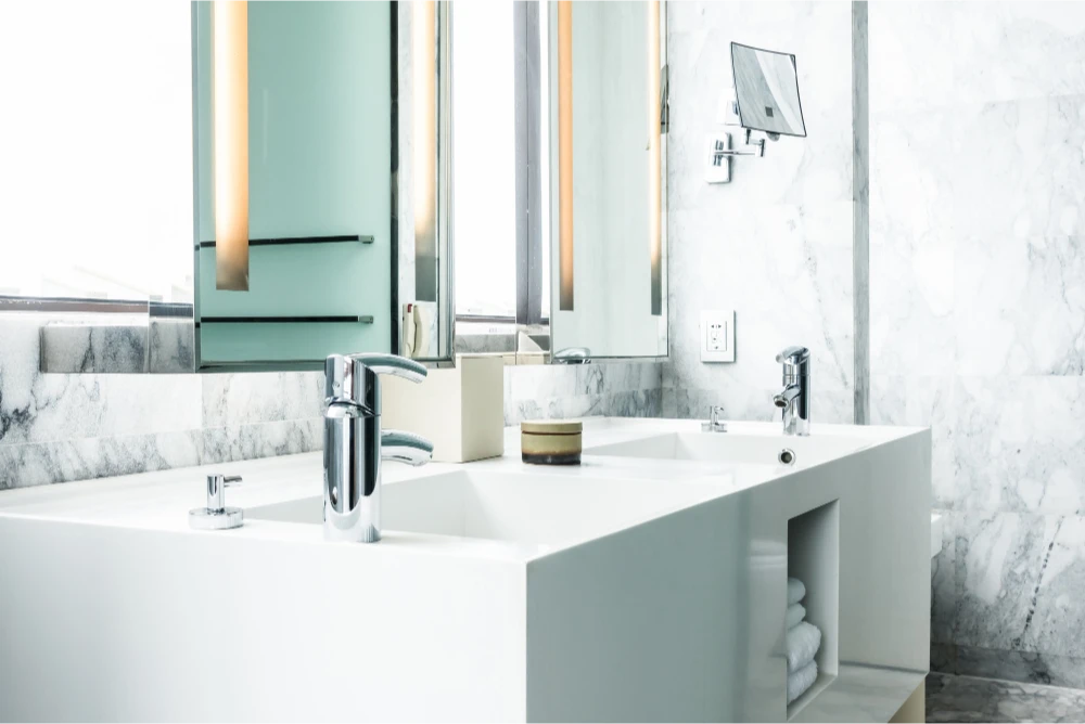Designers' Strategies for Elevating Small Bathrooms with Sink Vanities
