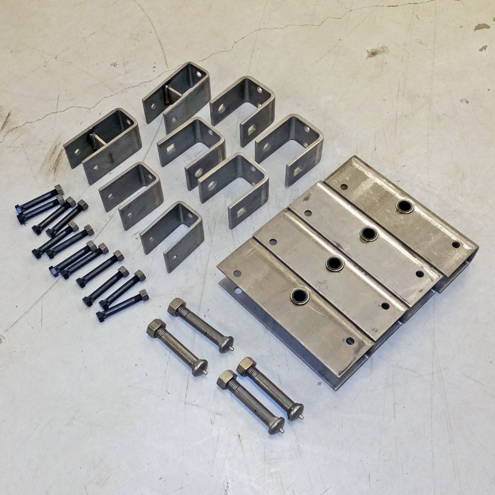 3.5K7K Triple Axle Hanger Kit Slipper Springs www