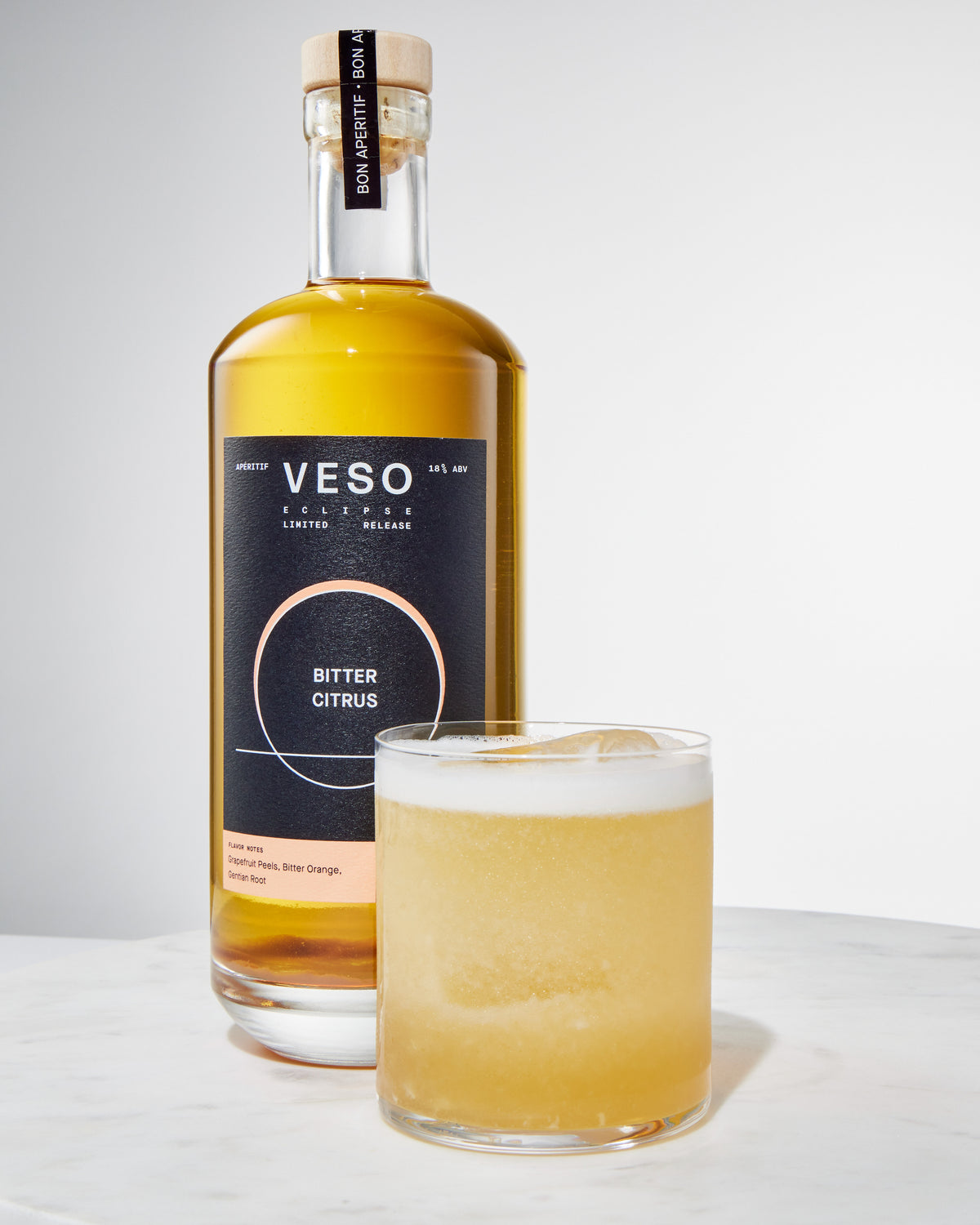 bitter citrus hero cocktail.jpg__PID:435b251d-2dfe-4fee-9336-5a90a541ba90