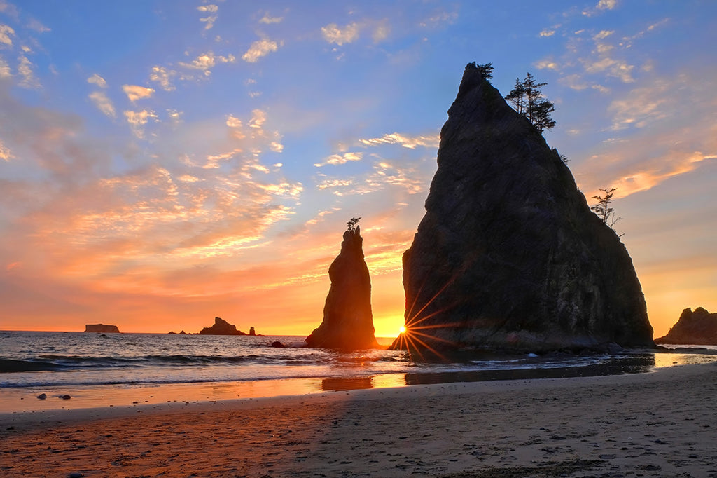 Sea stacks at Rialto Beach