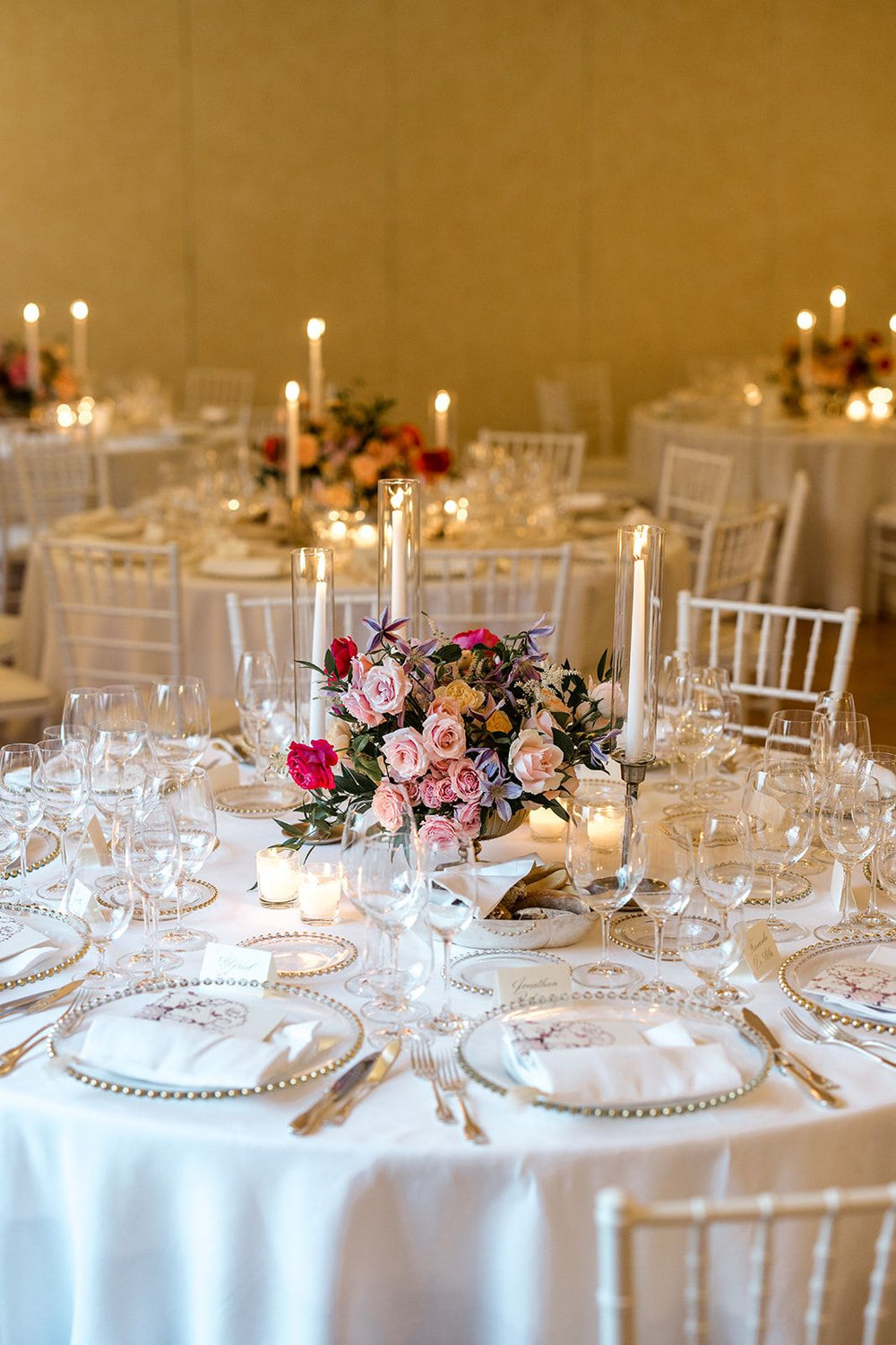 8 Pretty Ways to Fold Napkins At Your Wedding Reception