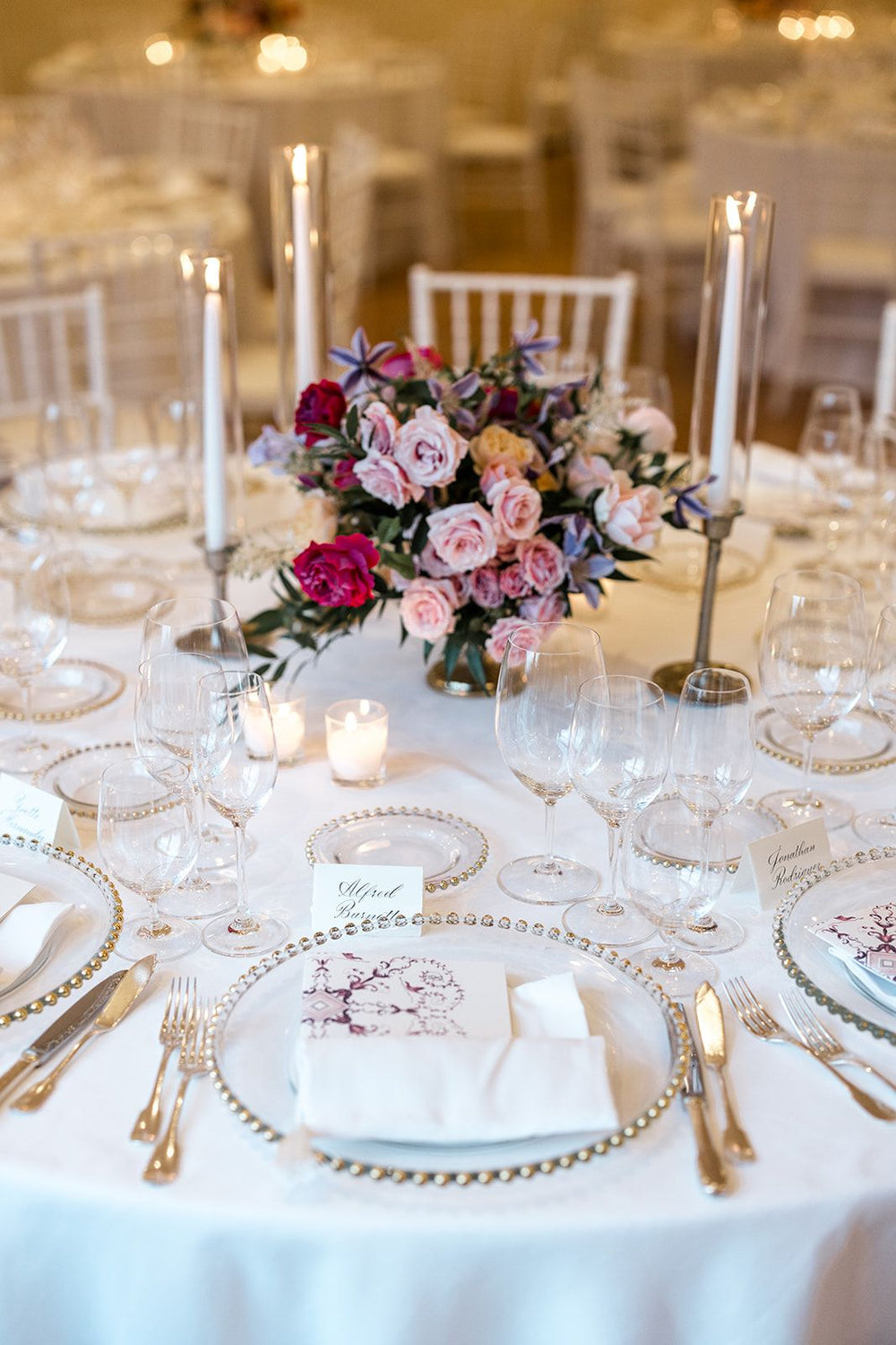 8 Pretty Ways to Fold Napkins At Your Wedding Reception