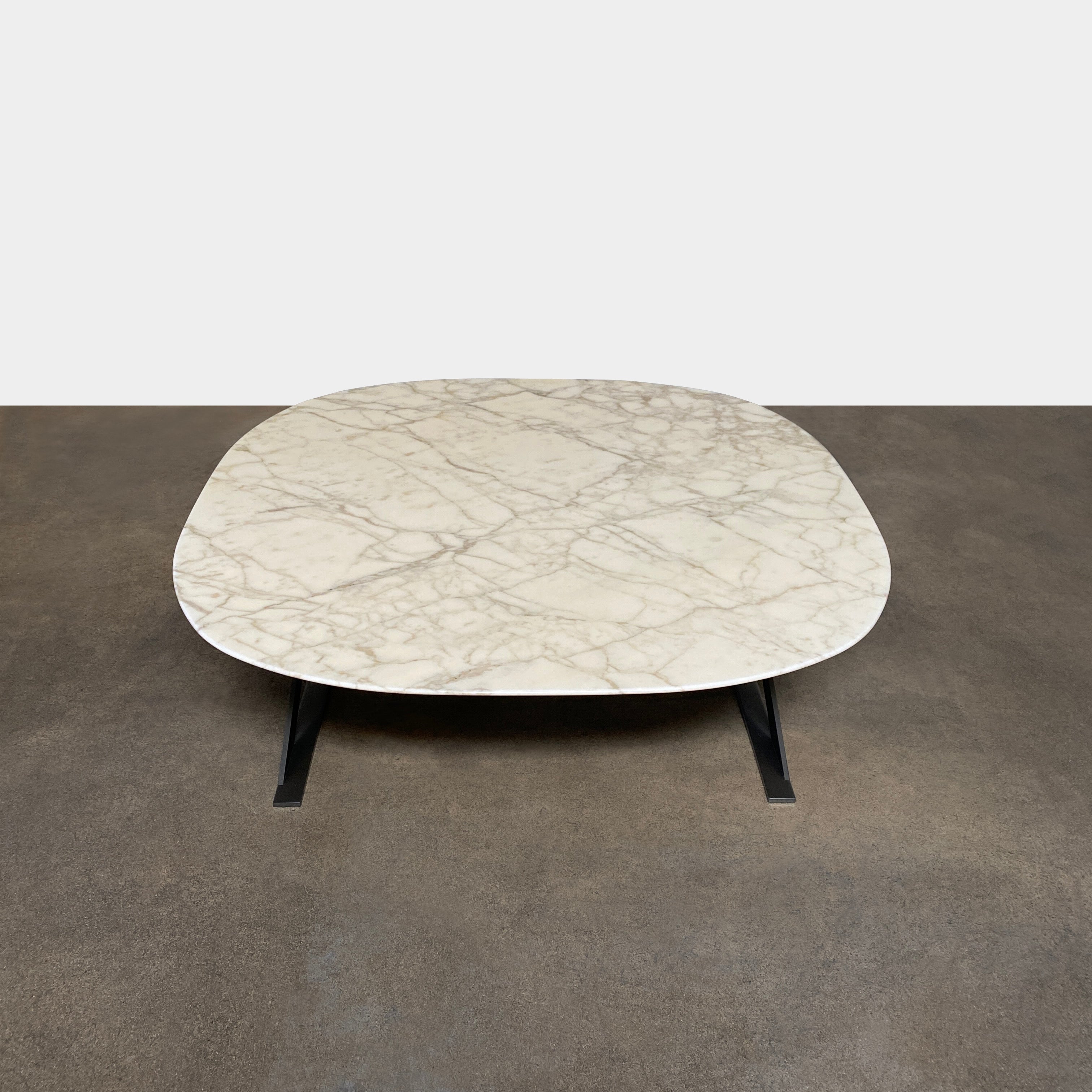 Maxalto 'Pathos' Coffee Table by Antonio Citterio Glossy Marble finish ...