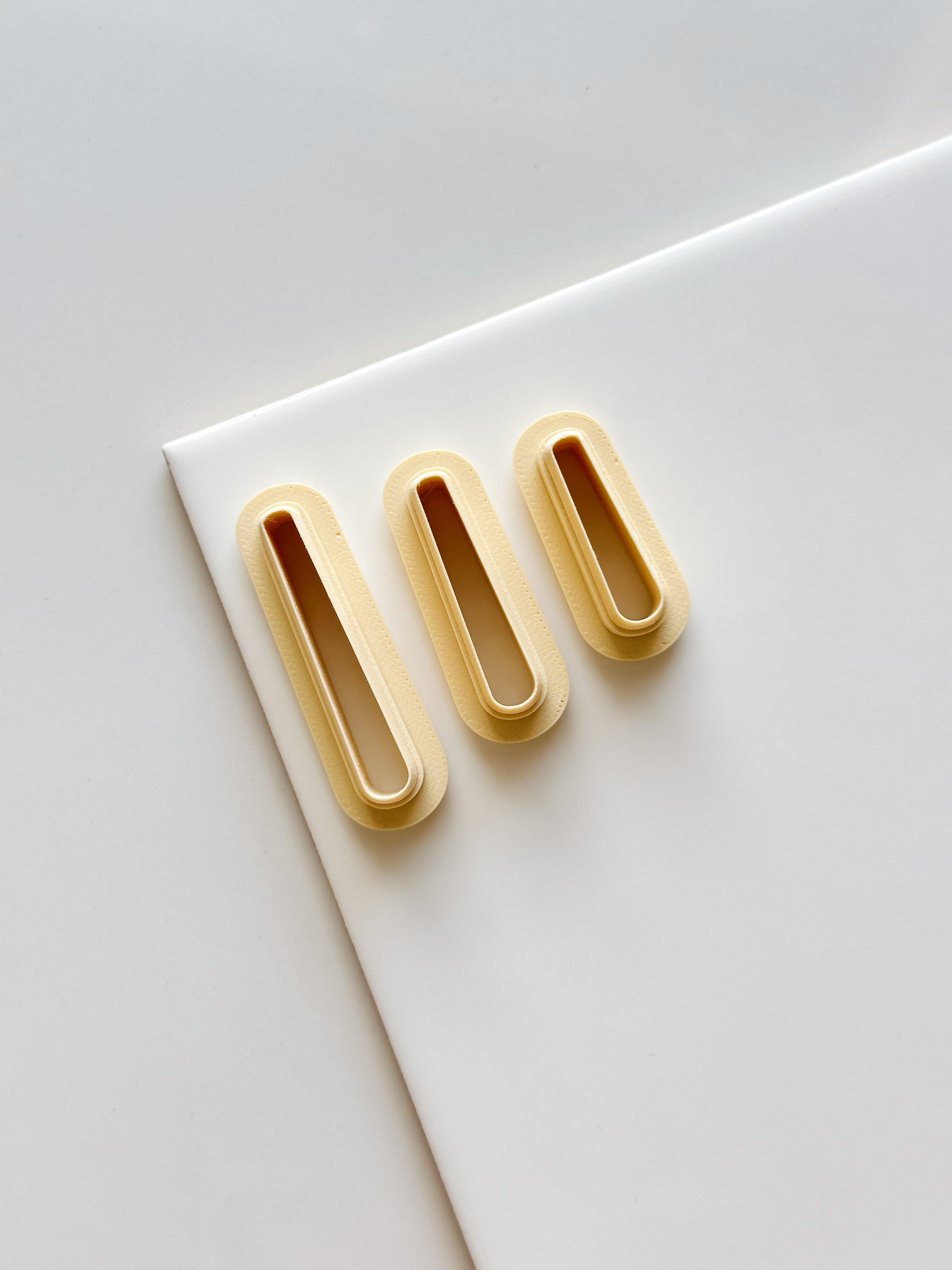 Thin Drop Clay Cutter