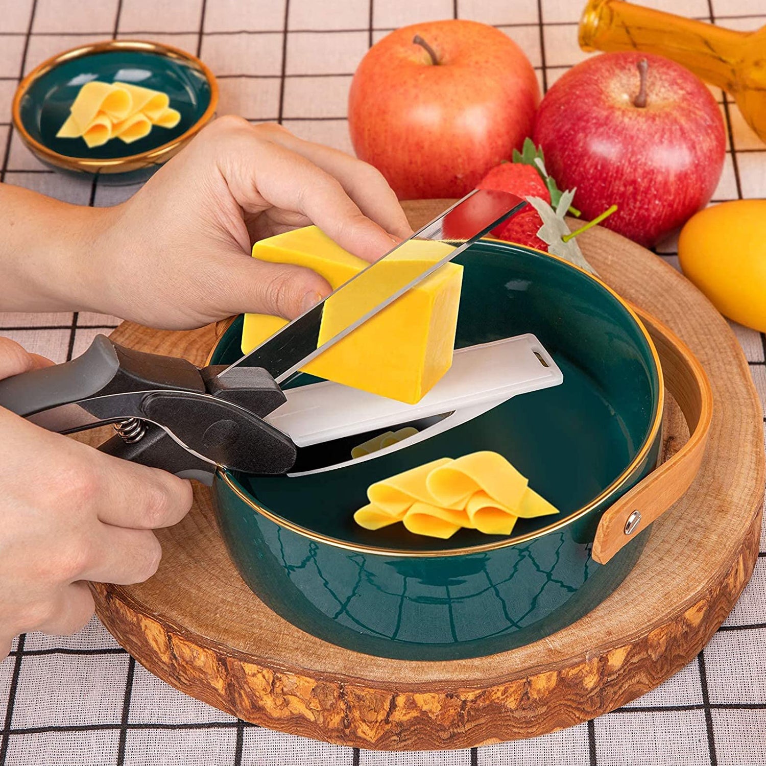 Clever Cutter 2 in 1 Food Chopper Slicer Dicer Vegetable Fruit Cutter