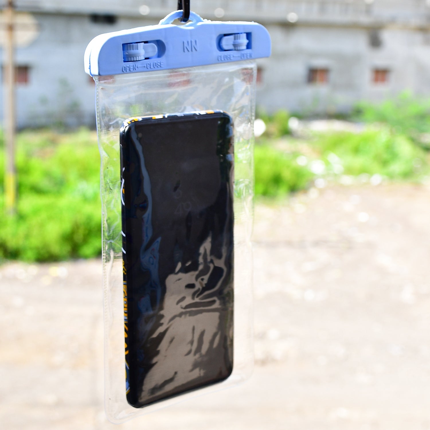 4635 Mobile Waterproof Sealed Transparent Plastic Bag/Pouch Cover for All Mobile Phones