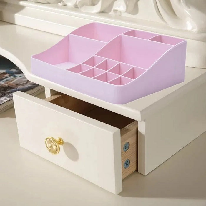 Makeup Lipstick Cosmetic Storage Box (Random)