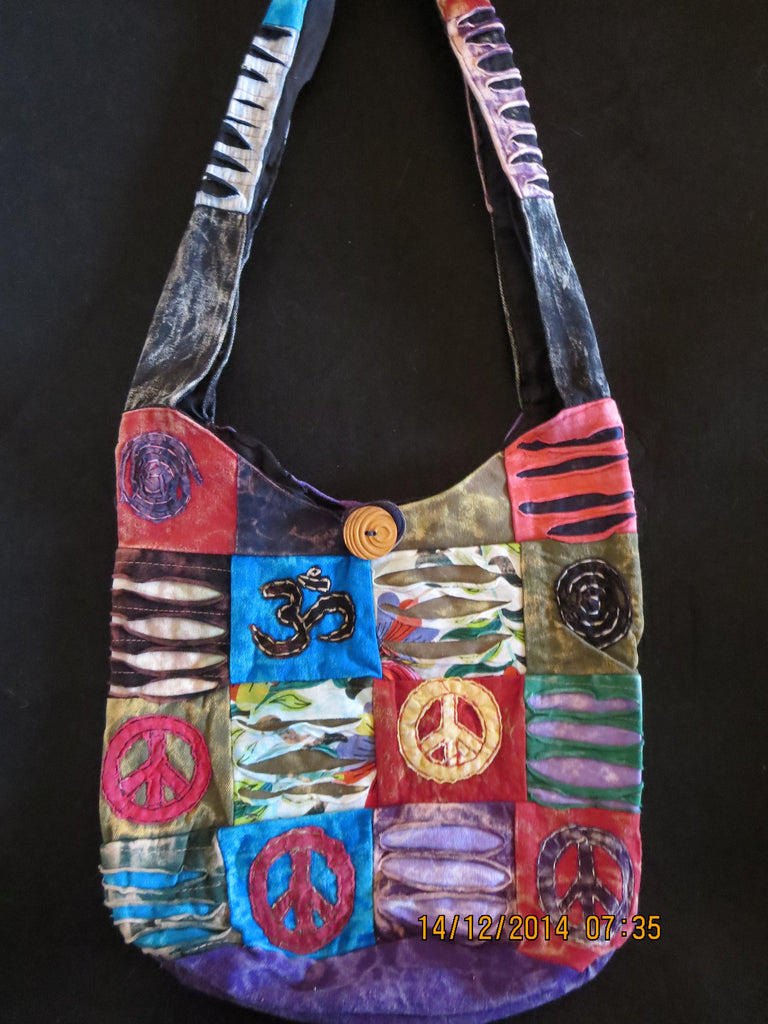 kathmandu shoulder bag