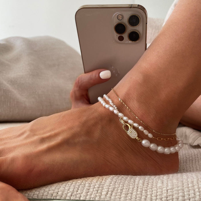 Gold Sher Pearl Anklet | Adornmonde