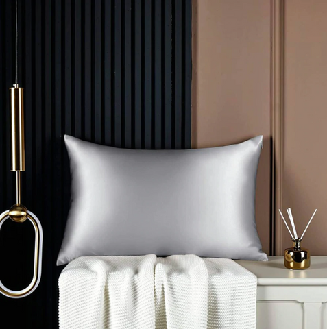 Apartmenttherapy.com Includes Mildly Silk Pillowcase In The Best Silk Pillowcases You Can Buy Right NowBuy Now