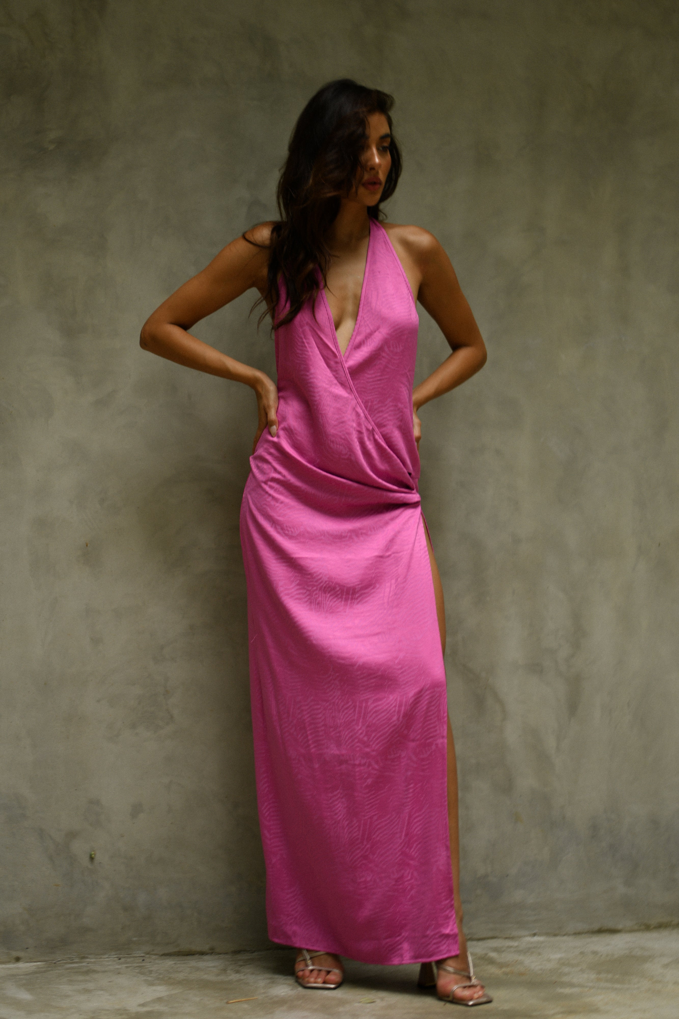 liyah Plunge Neck Maxi Dress - Rose Pink