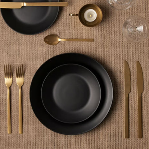 https://cdn.shopify.com/s/files/1/0581/9754/0921/files/Luxurious-Dinner-Set_480x480.jpg?v=1686648510