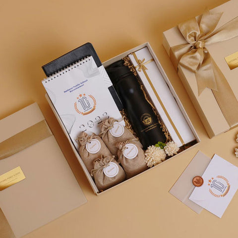 Unique Gift Hamper