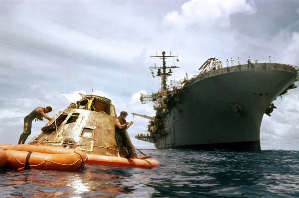 nasa udt frogmen aircraft carrier apollo gemini missions