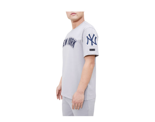 Pro Standard Mens MLB New York Yankees Pro Team Crew Neck T-Shirt  LNY131148-WHT White