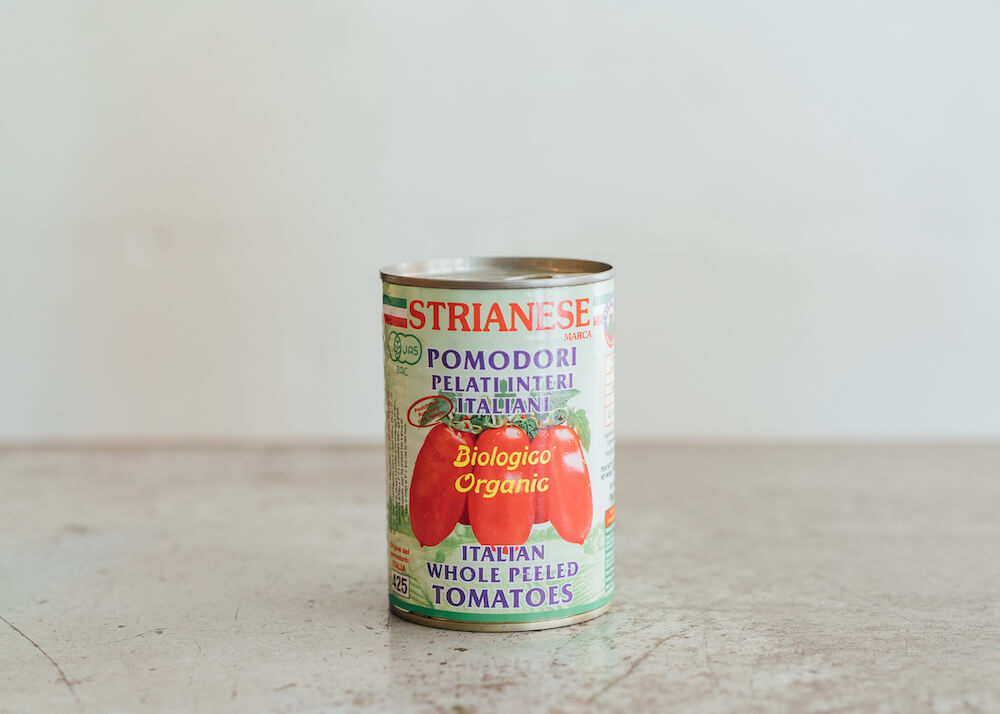 ストリアネーゼ 有機トマト缶（ホール） 400ｇ – FOOD&COMPANY Neighbors