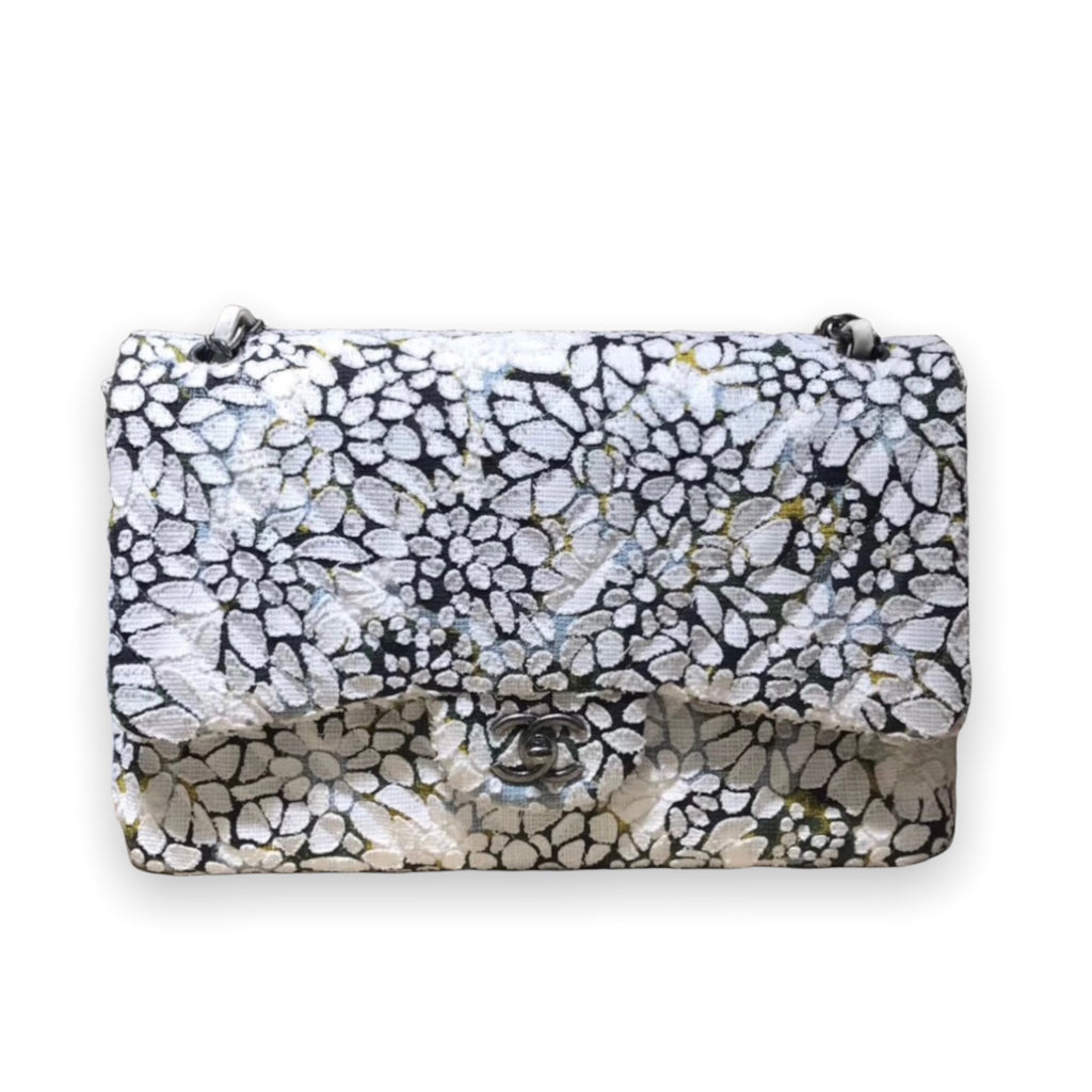 Chanel White Caviar Medium Classic Double Flap Bag 24k GHW – Boutique Patina